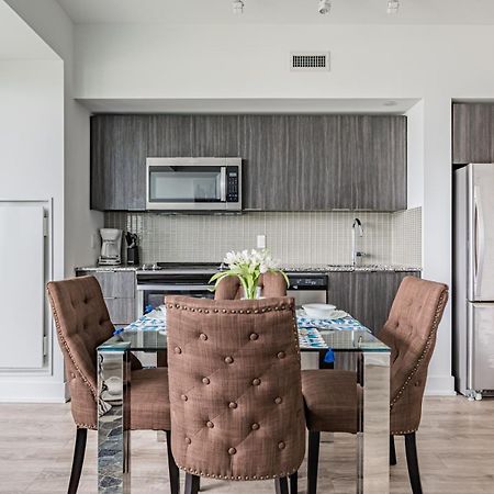 Luxury Properties Close To Rogers Center In Toronto Downtown Core Экстерьер фото