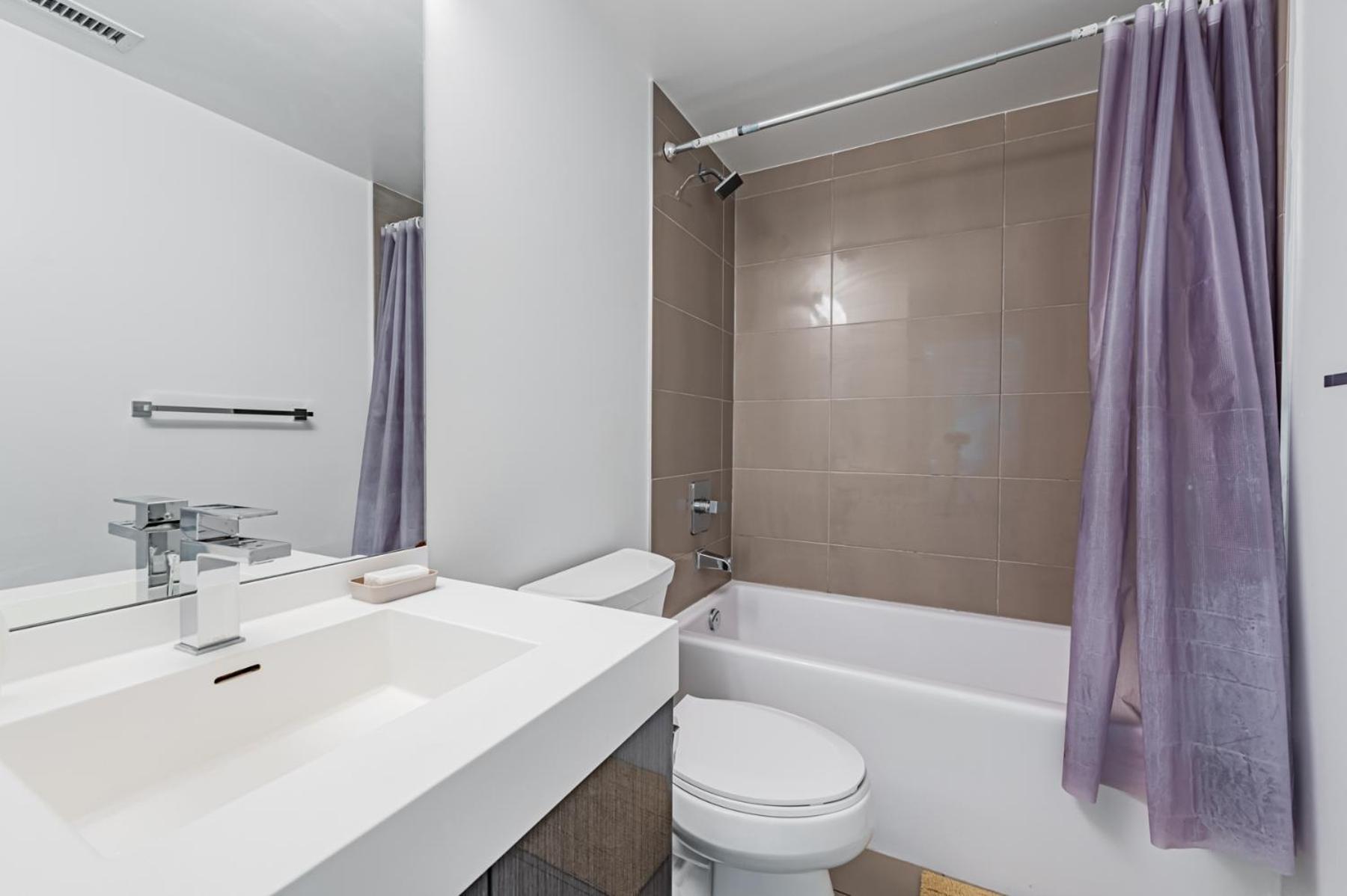 Luxury Properties Close To Rogers Center In Toronto Downtown Core Экстерьер фото