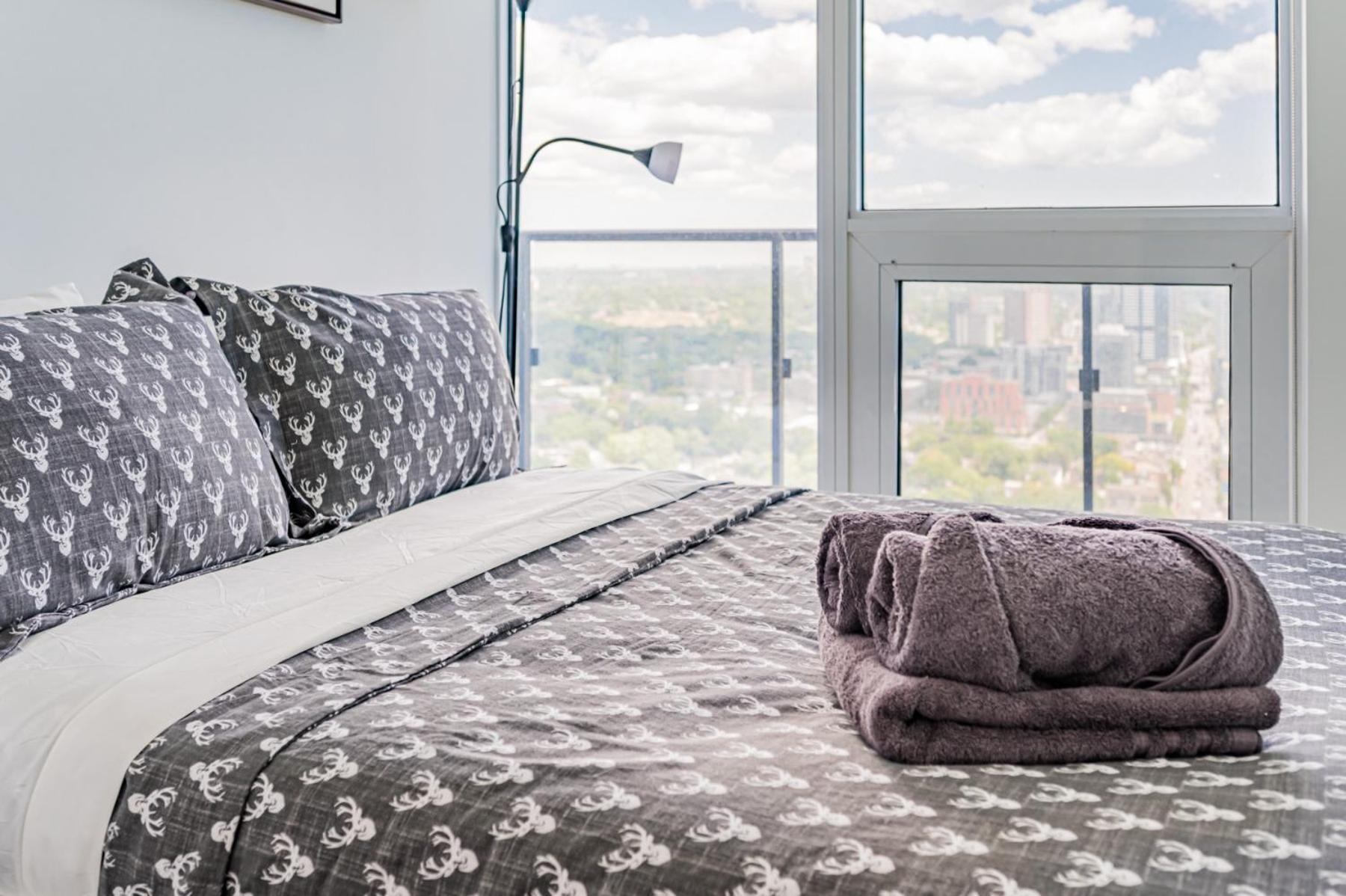 Luxury Properties Close To Rogers Center In Toronto Downtown Core Экстерьер фото